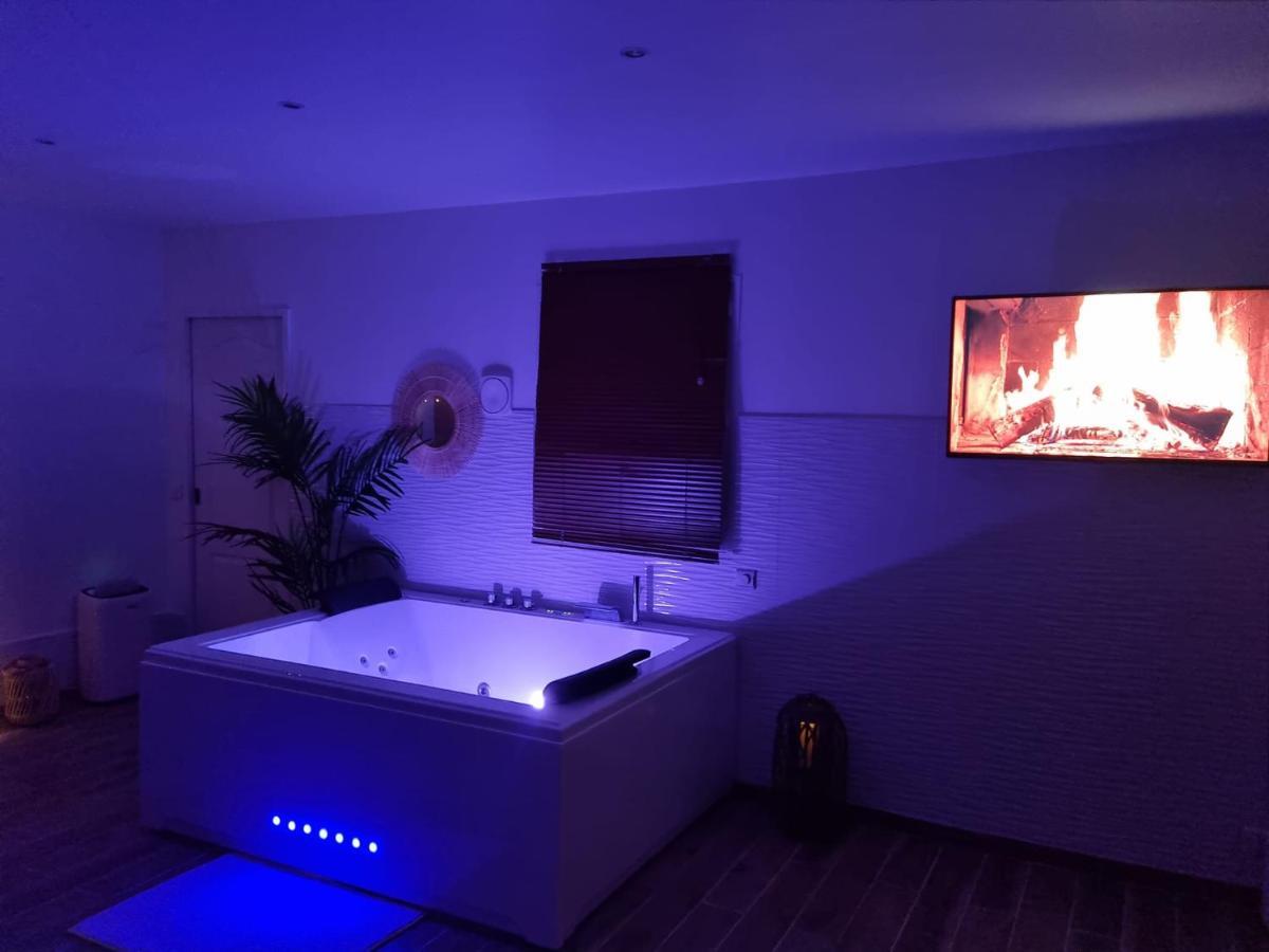 Suite De Charme Avec Jacuzzi Et Jardin Privatif Paris Au Calme Saint-Prix (Val d'Oise) Exterior foto