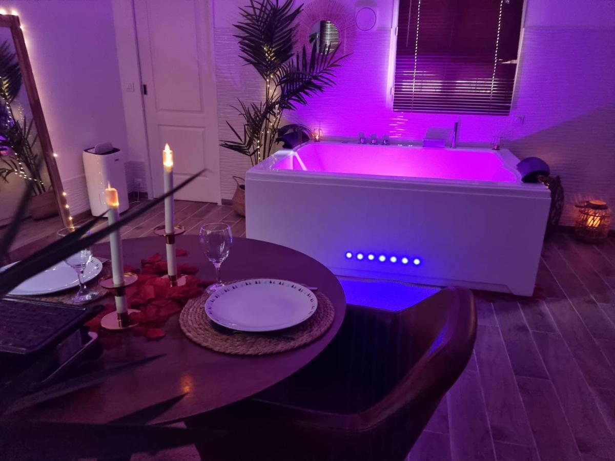 Suite De Charme Avec Jacuzzi Et Jardin Privatif Paris Au Calme Saint-Prix (Val d'Oise) Exterior foto
