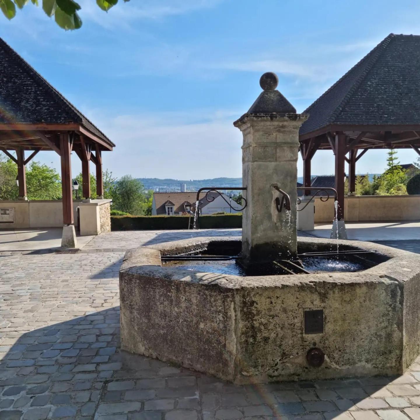Suite De Charme Avec Jacuzzi Et Jardin Privatif Paris Au Calme Saint-Prix (Val d'Oise) Exterior foto