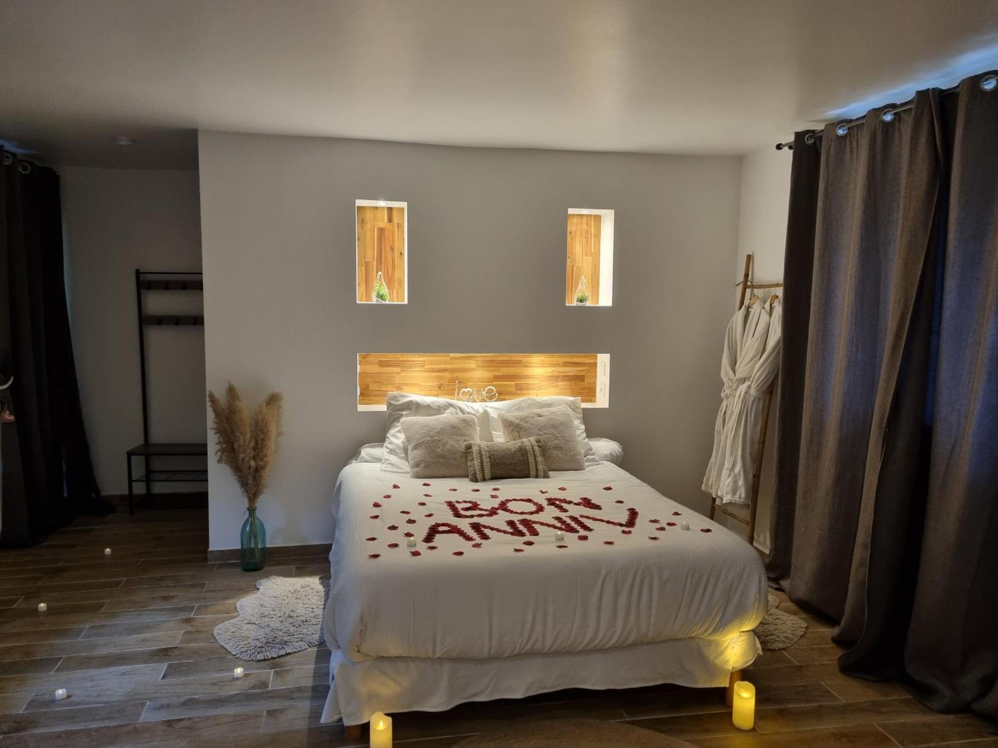 Suite De Charme Avec Jacuzzi Et Jardin Privatif Paris Au Calme Saint-Prix (Val d'Oise) Exterior foto