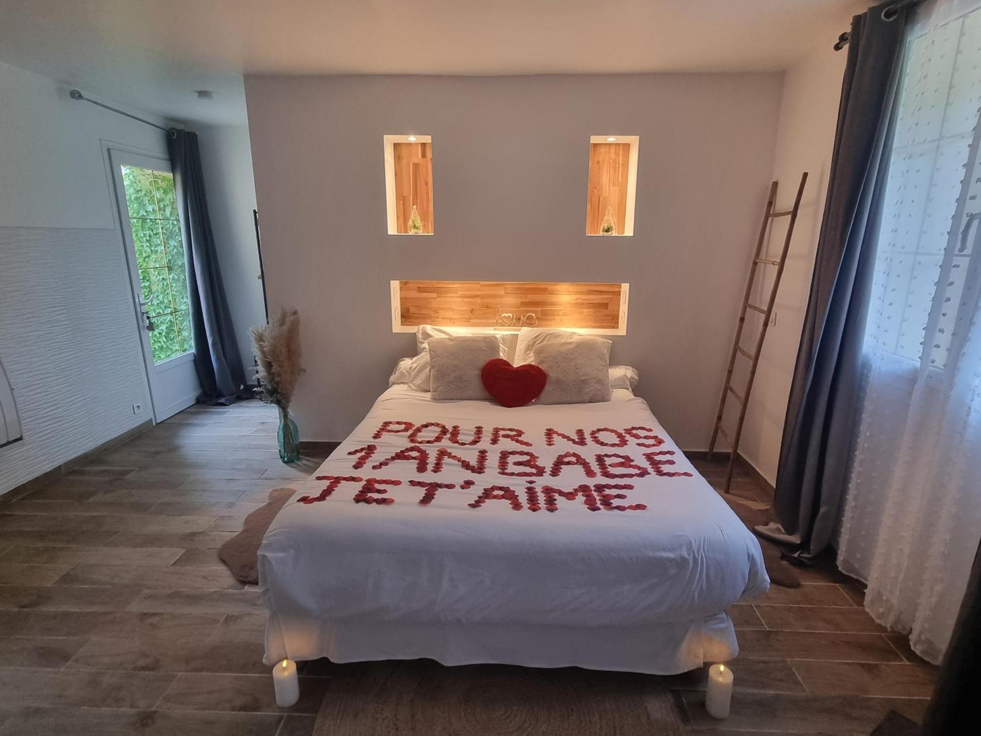 Suite De Charme Avec Jacuzzi Et Jardin Privatif Paris Au Calme Saint-Prix (Val d'Oise) Exterior foto